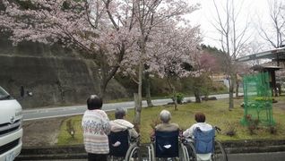 住宅型有料老人ホーム のろま倶楽部