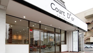 Court Dor HAIR&MAIKE東村山店