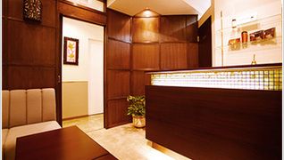 お客様にお寛ぎいただけるよう洗練された雰囲気に☆スタッフも働きやすい環境を整えております♪