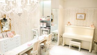 Nail Salon & Nail School ティアラリュクス 新浦安店