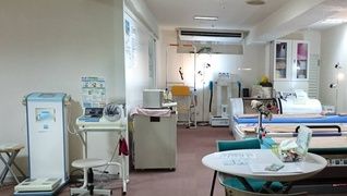ユニバース・フィールド「やすらぎ整骨院」