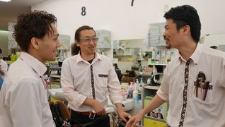 【ファミリーサロンラッキー諫早店《理》】