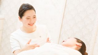 コスメ&エステティック ルミエ・パリ 松山三越店