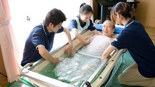ツクイ松本井川城(訪問入浴)