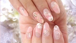 Three q Nail Salon