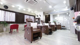 NAIL SALON AQUA