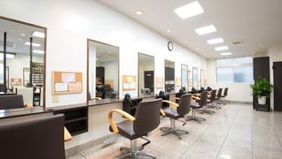 ヘアースタジオ リーブス 原山店
