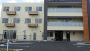 ベルライフ築山