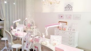 Nail & Eyelash Salon ティアラリュクス 稲毛海岸店