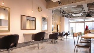 Road Hair Lounge