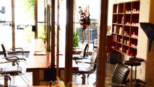 SALONS 府中店