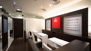 ネイルハウス安气子 新丸ビル店