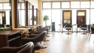 八戸店