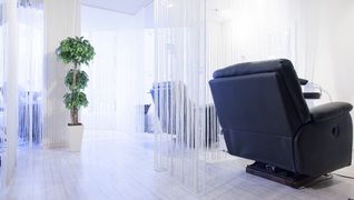 プラスエイト 横浜店