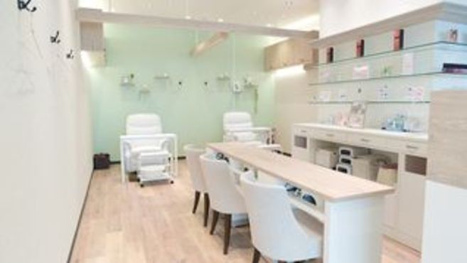 Nail Station ネイルステーション ルミネ町田店のネイリスト 施術者の求人 東京都町田市 リジョブ