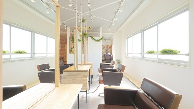Agora Hair Sky 松戸店 松戸駅徒歩 3分 の求人 転職情報一覧 リジョブ