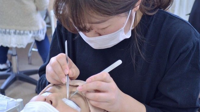 ｓｏｕｒｃｉｌ蒲田店 シュールシル のアイリスト 施術者の求人 東京都大田区 リジョブ