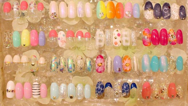 Eyelash Nailsalon Buena 荻窪店のネイリスト 店長の求人 東京都杉並区 リジョブ