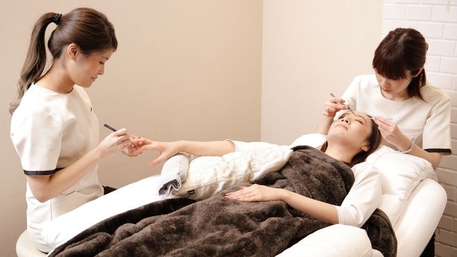 Nail Eyelash Salon Lea 錦糸町店のアイリスト 施術者の求人 東京都墨田区 リジョブ