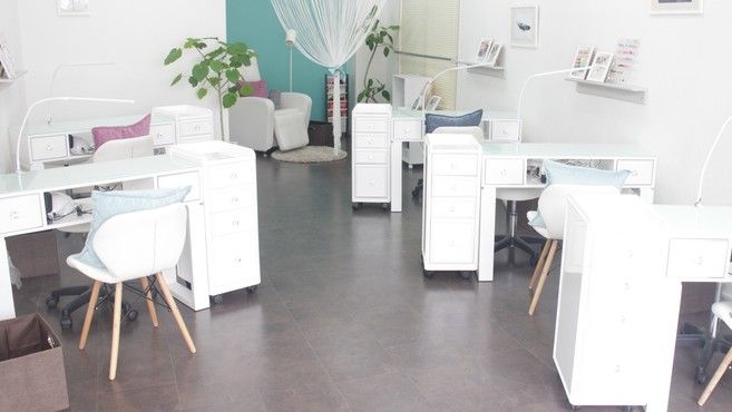 Libelleのネイリスト 施術者の求人 大阪府大阪市 リジョブ