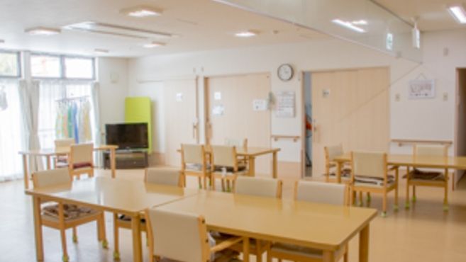 ホームひなたぼっこの介護職 スタッフの求人 群馬県渋川市 リジョブ