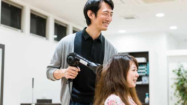 ヘアサロンオオクシ 京成稲毛駅徒歩 1分 の求人 転職情報一覧 リジョブ