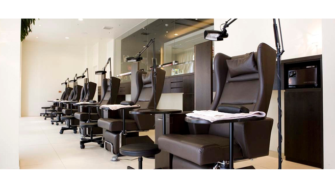 Nail Salon Diva 心斎橋店 心斎橋駅徒歩 3分 の求人 転職情報一覧 リジョブ