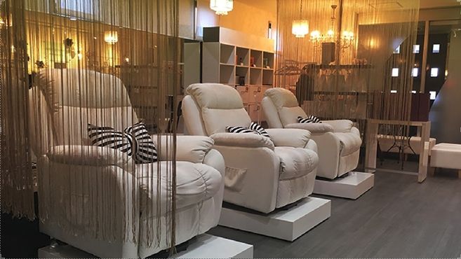 Grand Design Eye Nail 岐阜店 グランドデザインのネイリスト 施術者の求人 岐阜県岐阜市 リジョブ