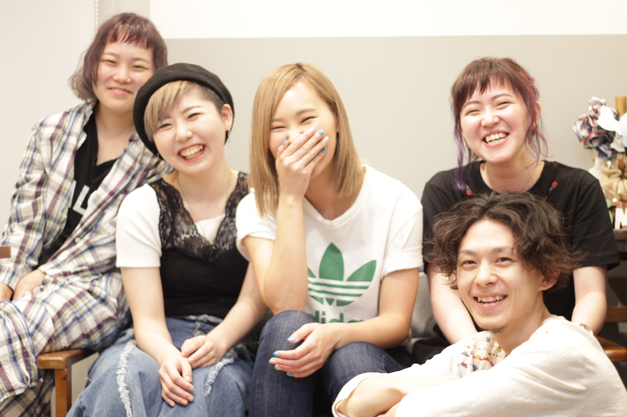 Tomboy Smile 中村橋駅前 の美容師 アシスタントの求人 東京都練馬区 リジョブ