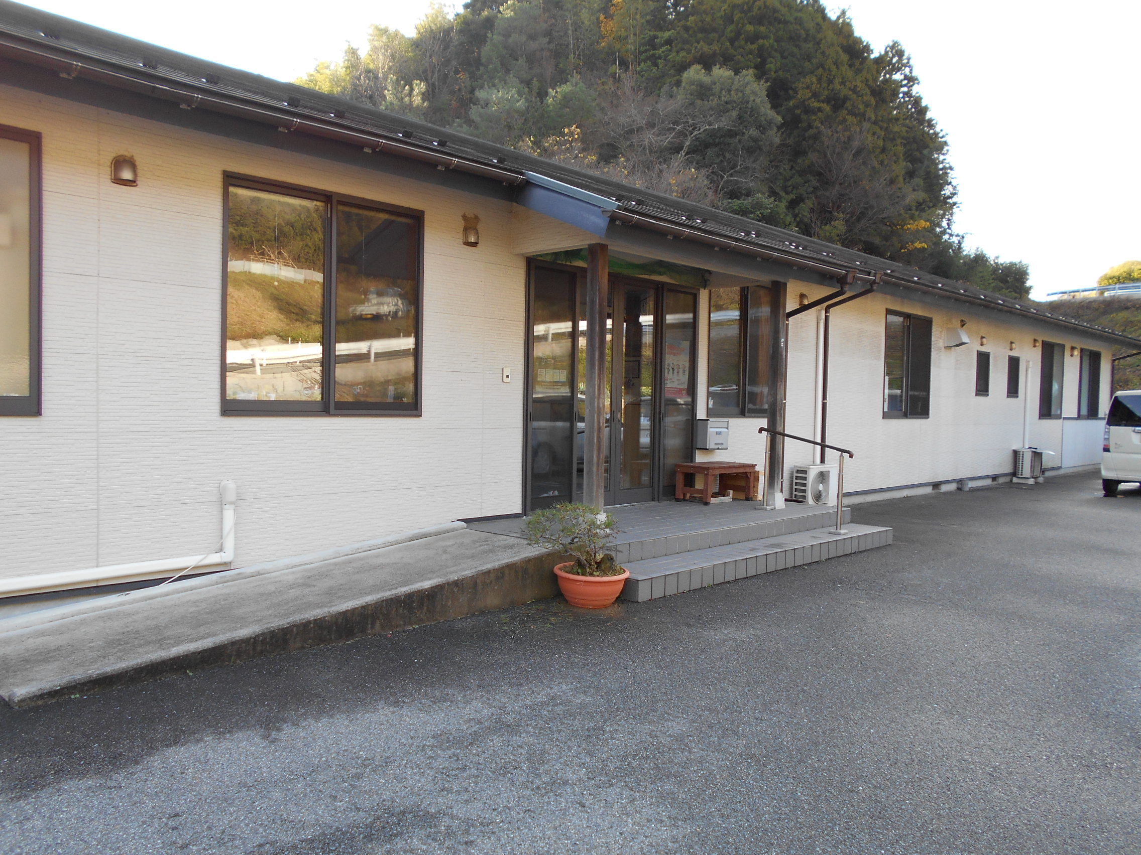 鹿島デイサービスセンター こぢょっこらとの介護職員 ケアスタッフ スタッフの求人 島根県松江市 リジョブ