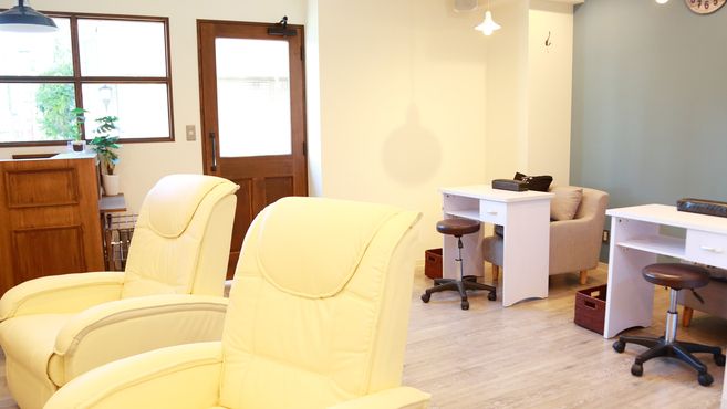 Eyelash Nailsalon Noi 経堂店のネイリスト スタッフの求人 東京都世田谷区 リジョブ