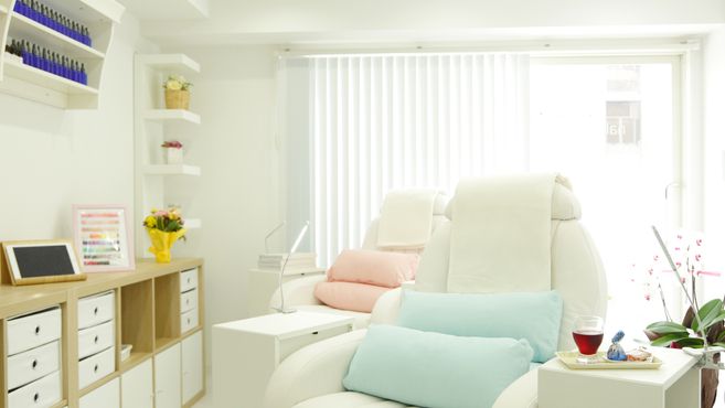 ネイルサロンbanana新浦安店の美容師 スタッフの求人 千葉県浦安市 リジョブ