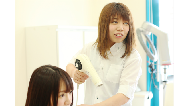 ファミリーヘアサロンデューポイント戸田店の美容師 店長の求人 愛知県名古屋市 リジョブ