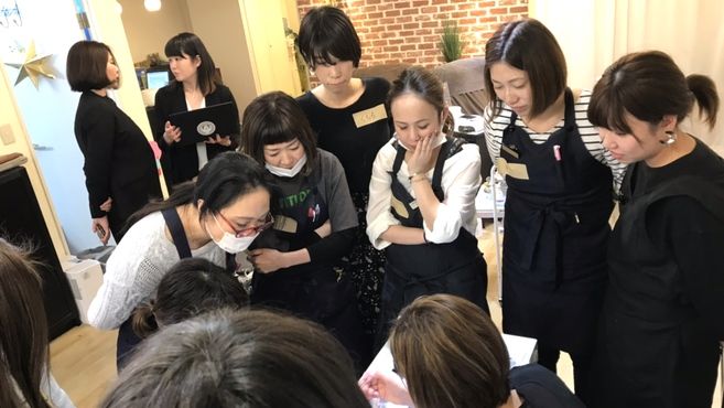 ネイル アイ アミューズ あざみ野駅徒歩 5分 の求人 転職情報一覧 リジョブ