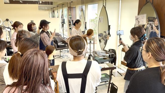 レオンプラス具志川店