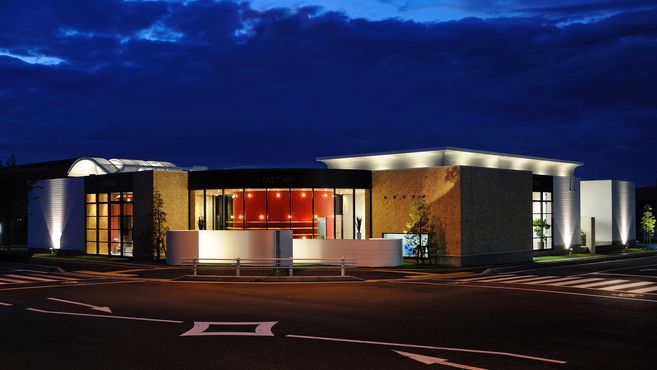 East Ham 株式会社イーストハム のアイリスト 施術者の求人 リジョブ