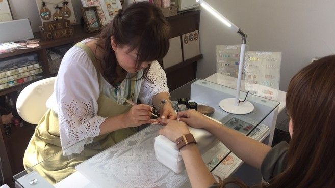 ヘアープールロカヒのネイリスト スタッフの求人 東京都国分寺市 リジョブ