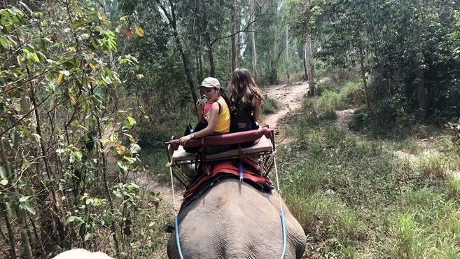 ネイルサロン D Nail 京橋店のネイリスト 施術者の求人 大阪府大阪市 リジョブ