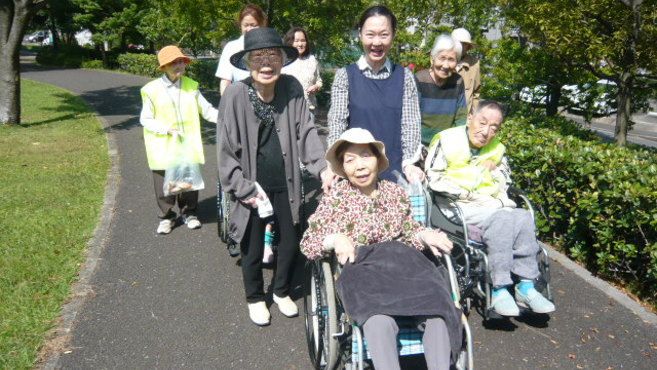 グループホーム朝日のあたる家の介護職・スタッフの求人 - 神奈川県 