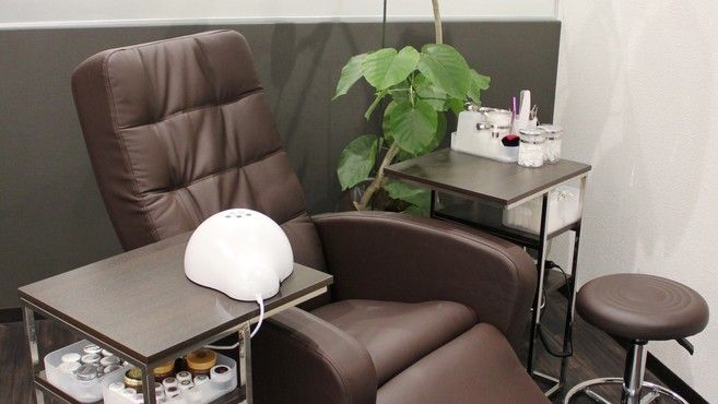 Qa By Annie Amp Ginoのネイリスト 店長の求人 香川県高松市 リジョブ