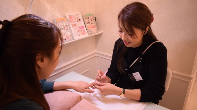 Ligar リガール のネイリスト 施術者の求人 埼玉県越谷市 リジョブ Ligar リガール のネイリスト 施術者の求人 埼玉県越谷市 リジョブ