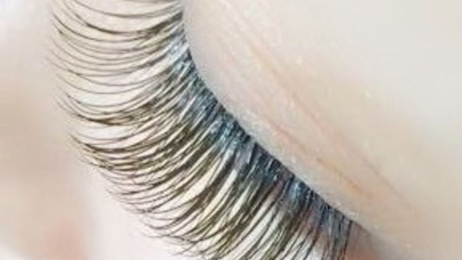 Eyelash Nailsalon Buena 荻窪店のネイリスト 店長の求人 東京都杉並区 リジョブ