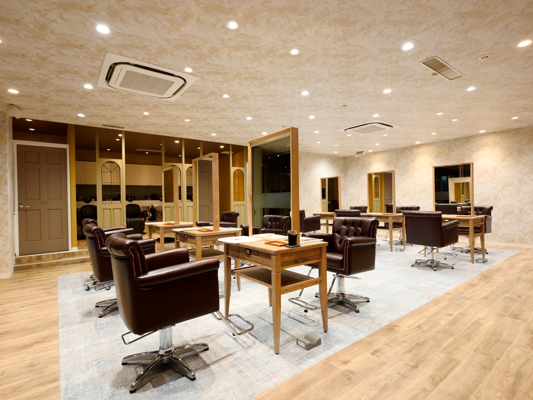 ドラマチックヘア狭山ヶ丘店の美容師 店長の求人 埼玉県所沢市 リジョブ