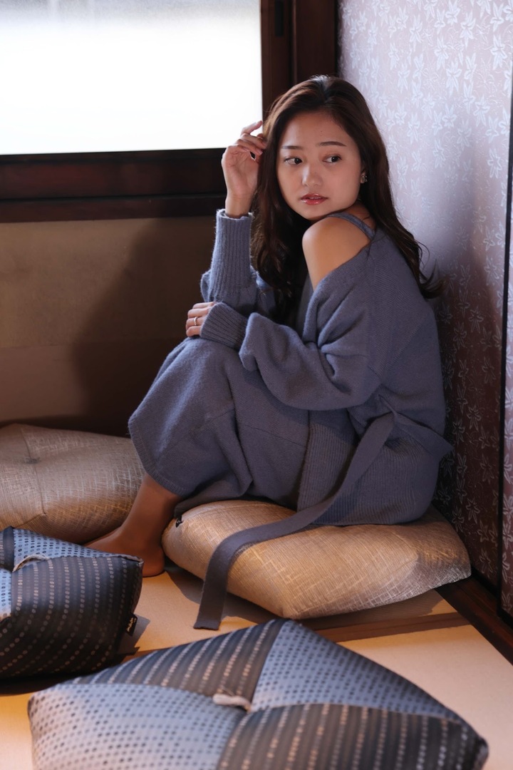 Thumb 27792556 3b3e 4950 b281 9f719d0c39ee