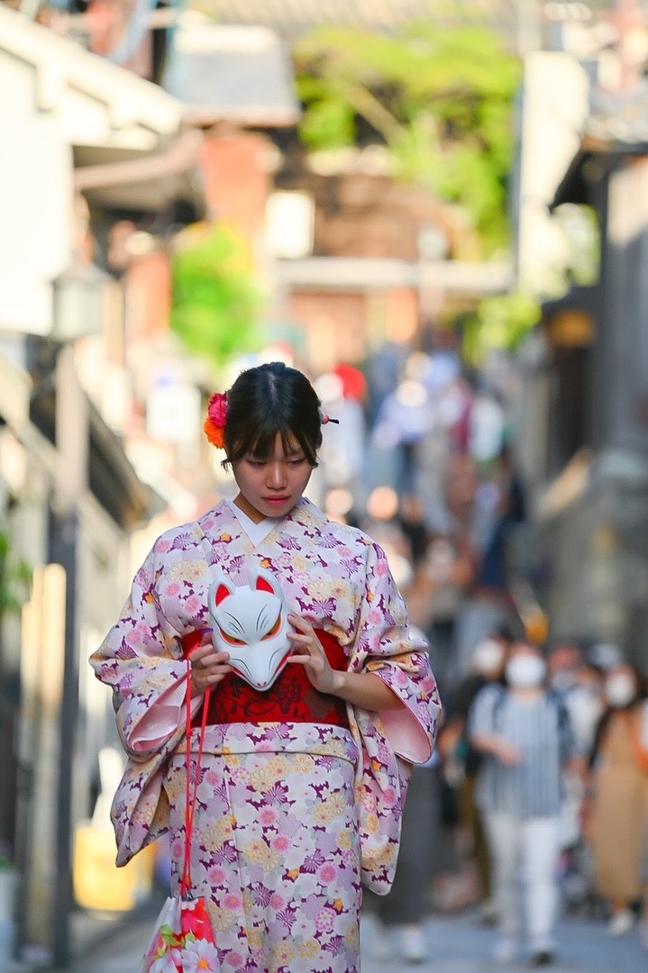 Thumb 18629751 4368 4b0a 9447 961af760ece8