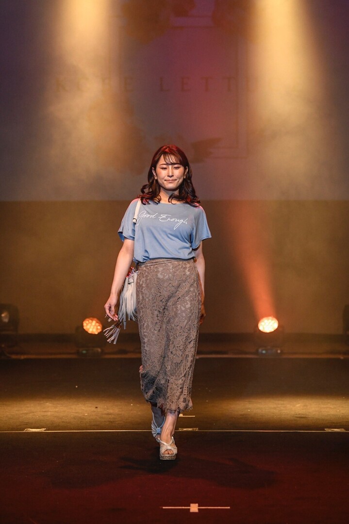 Thumb 27d15bc9 27ec 4bc3 908b 110452cc0703