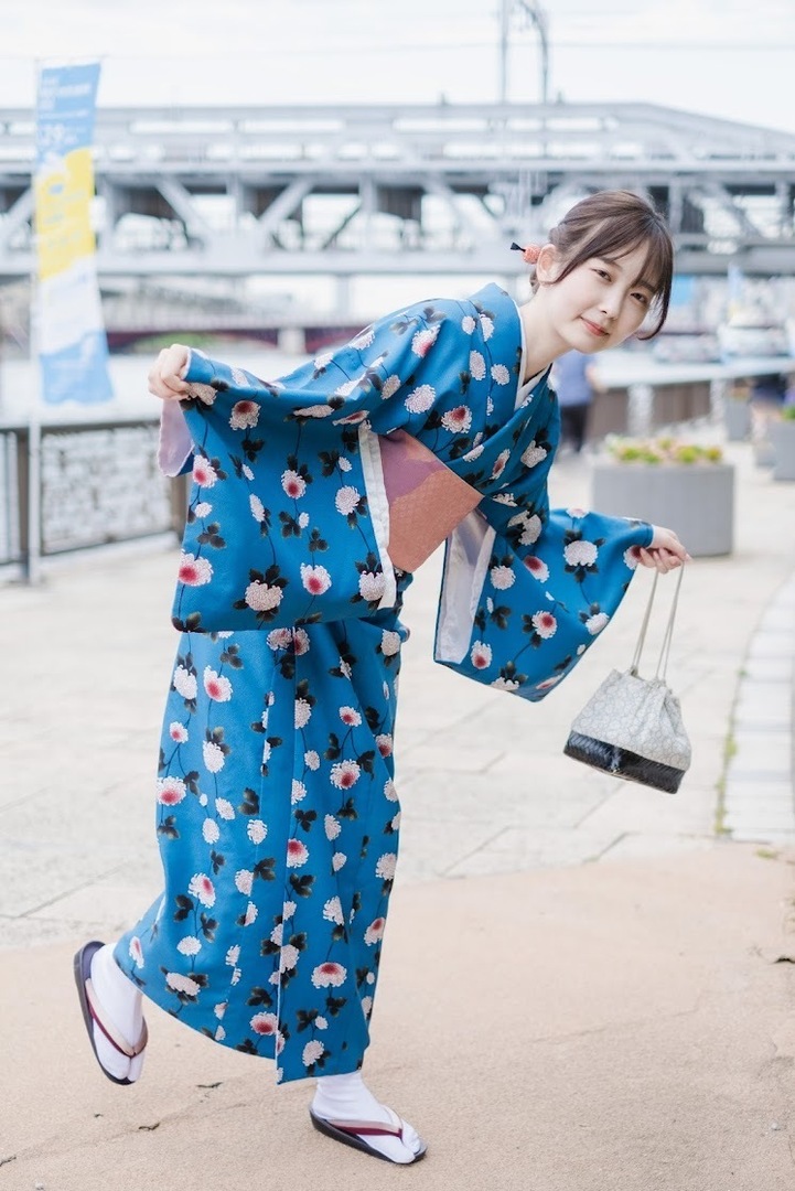 Thumb 7d5eeeb8 40f5 410d 8590 f96d8485492b