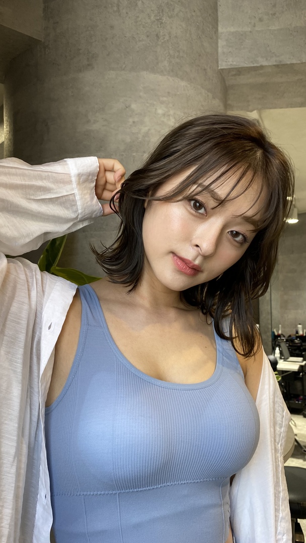 Thumb 21924e52 1bbb 40bf 884d 99ffac895625