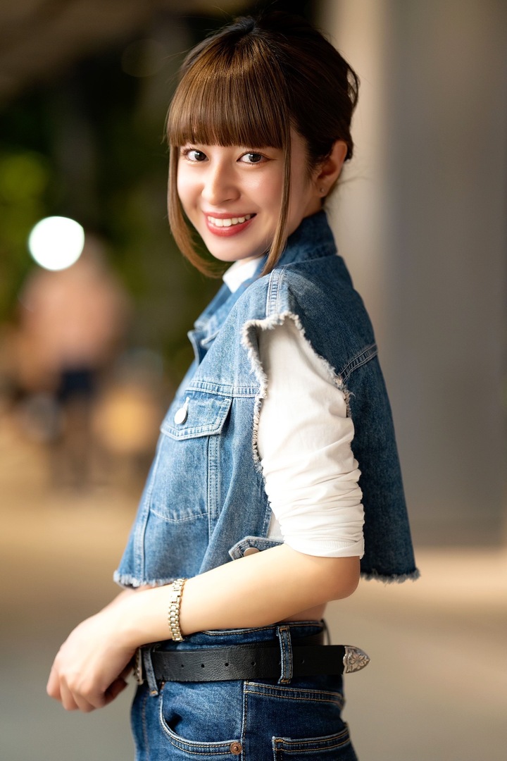 Thumb 598a1396 ee9d 4b1f af4c 7ef023dd884a