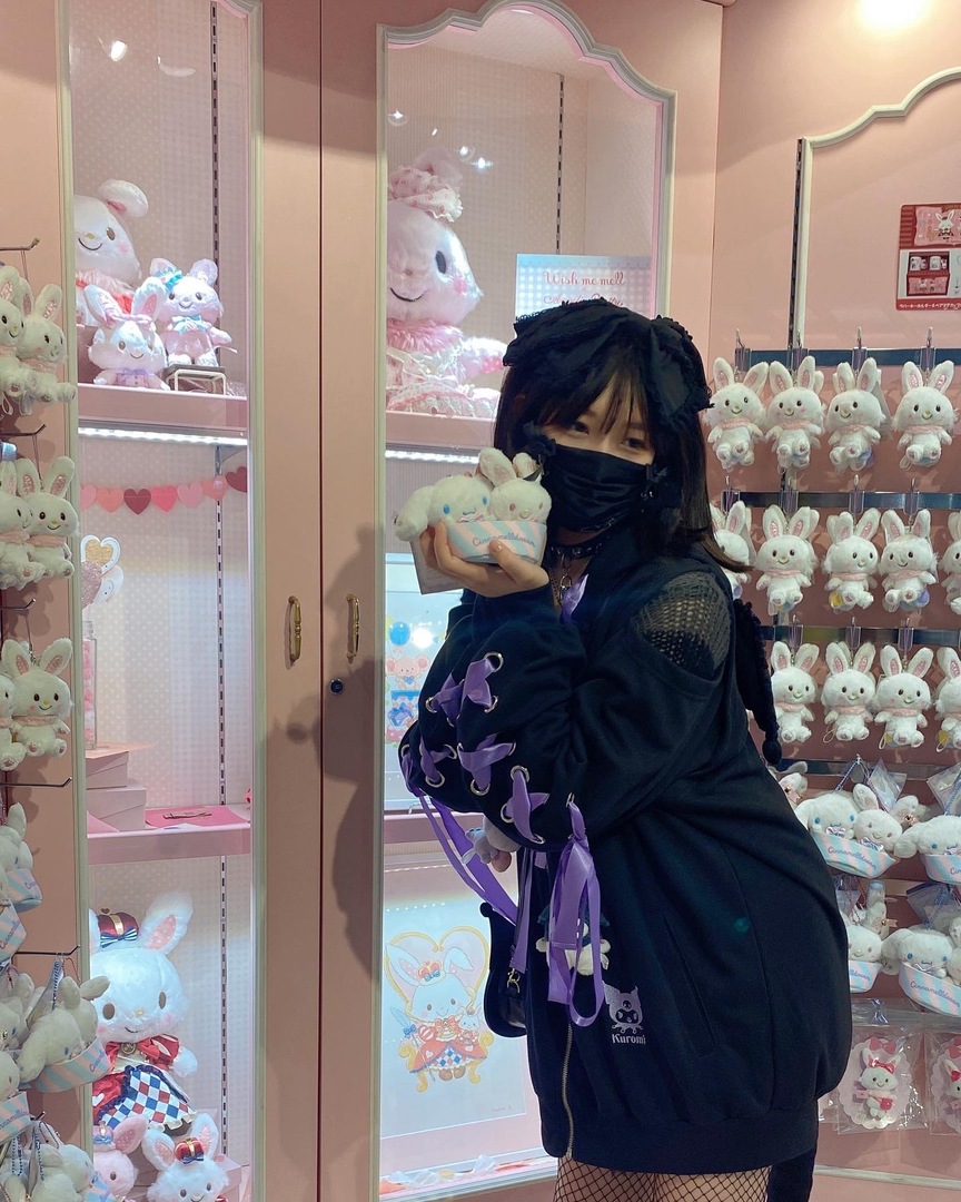 Thumb e75123ca 940f 45d3 babd a91fd3f09887